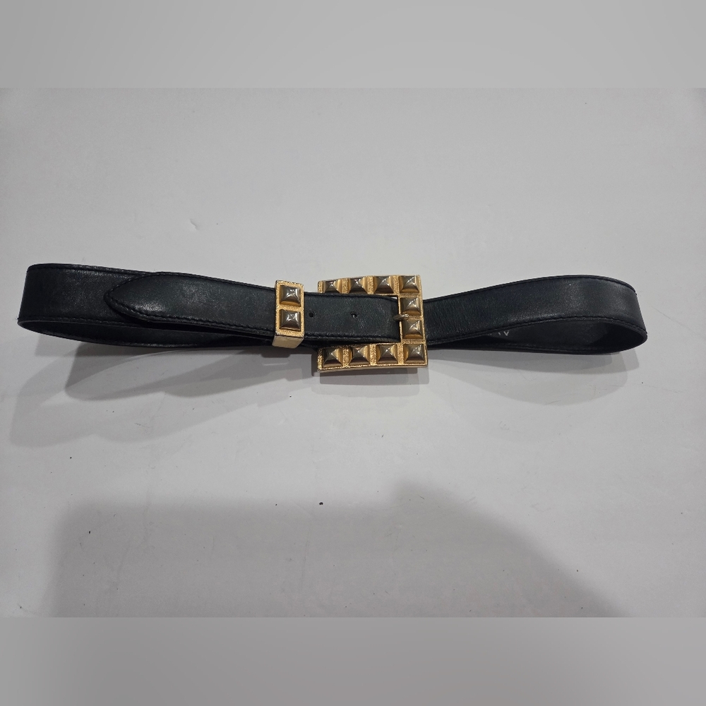 Avignon Black Leather Belt with Gold Studded Buckle Sz.M Wonen's